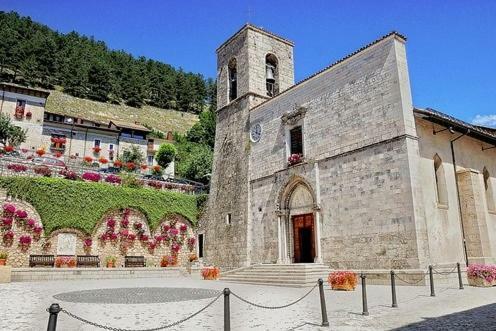 Albergo Pensione Paola Pescasseroli Esterno foto